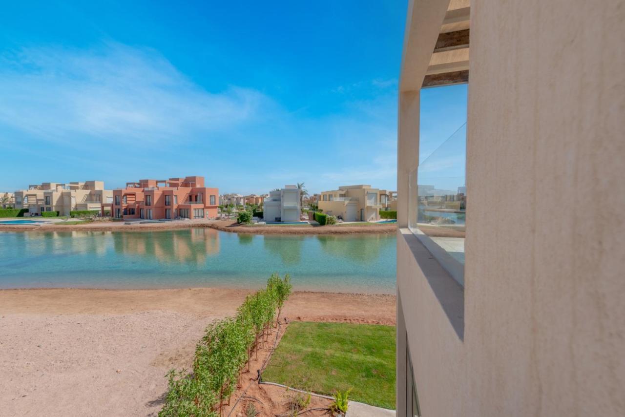 Villa Light-filled 4-bedroom In Tawila, El Gouna. Jacuzzi&lagoon